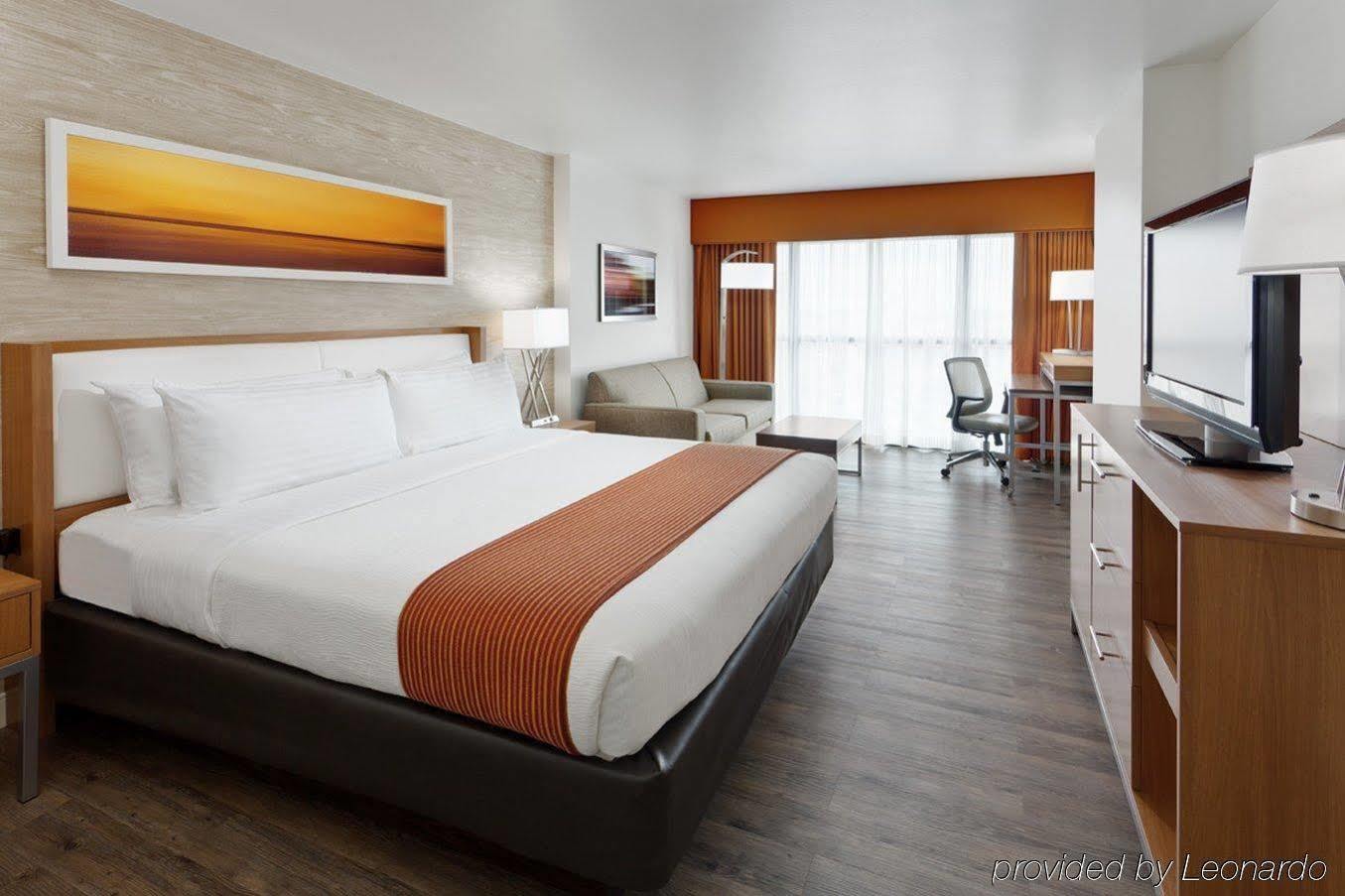 Holiday Inn San Antonio-Riverwalk By Ihg מראה חיצוני תמונה
